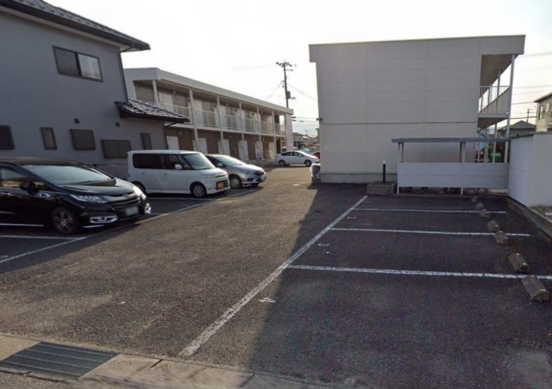 レオパレス福島北 駐車場