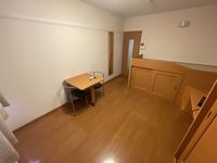 レオパレスウッド　ワーク 居間