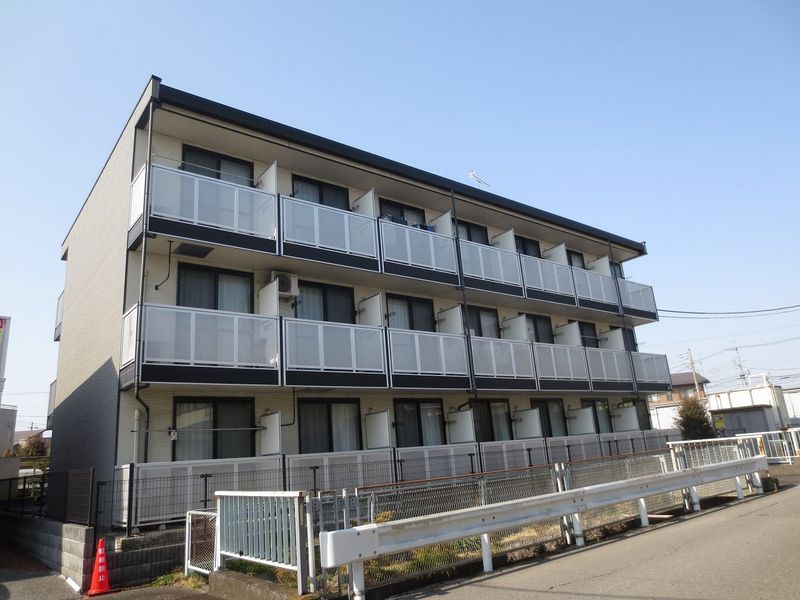 レオパレスル　レーブ 外観