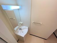 レオネクストクレセント 洗面所