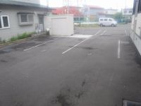 レオパレスガナール 駐車場