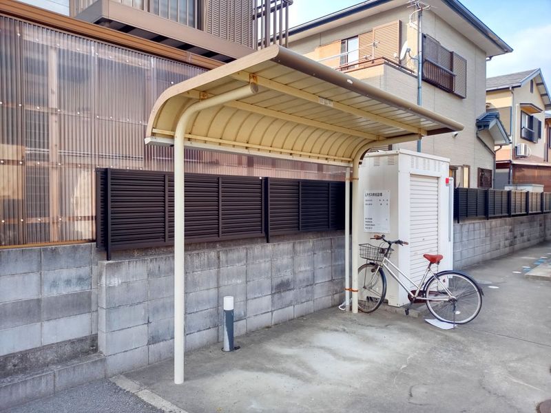 レオパレスメゾネット島 共用部分