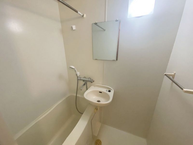 レオパレスプチクローバー 洗面台