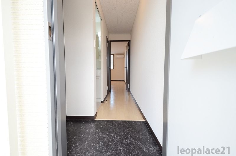 レオネクストグランシエスタ 玄関