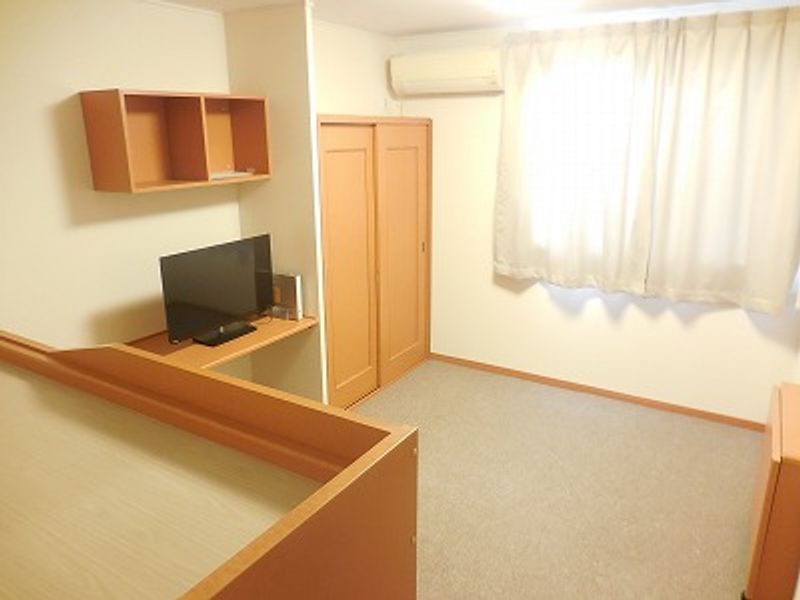 レオパレス小次郎 居間