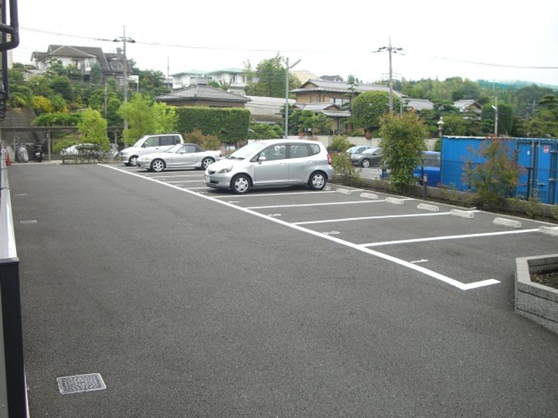 レオパレスＯＨＹＡＴＯ　Ⅱ 駐車場