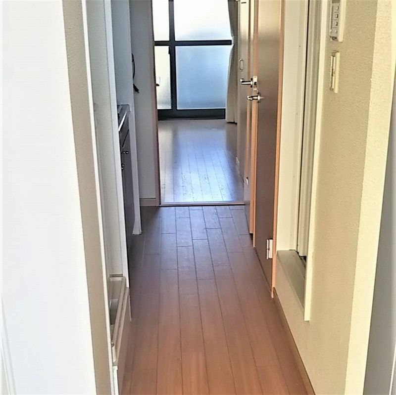 レオパレスＭＳハイツ 玄関