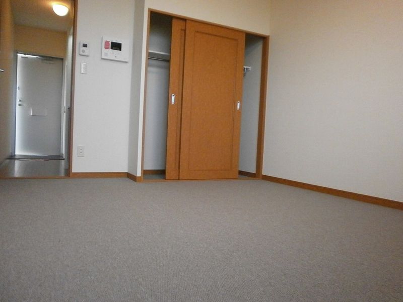 レオパレスむっく 居間
