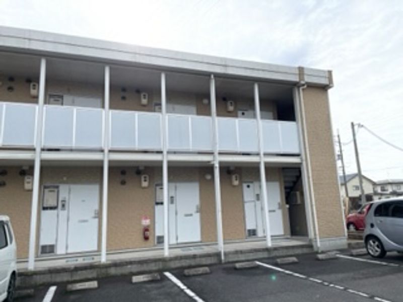 レオパレスラクレⅡ 外観