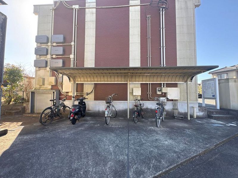 LEONEXT Gemare Oami Shared spaces