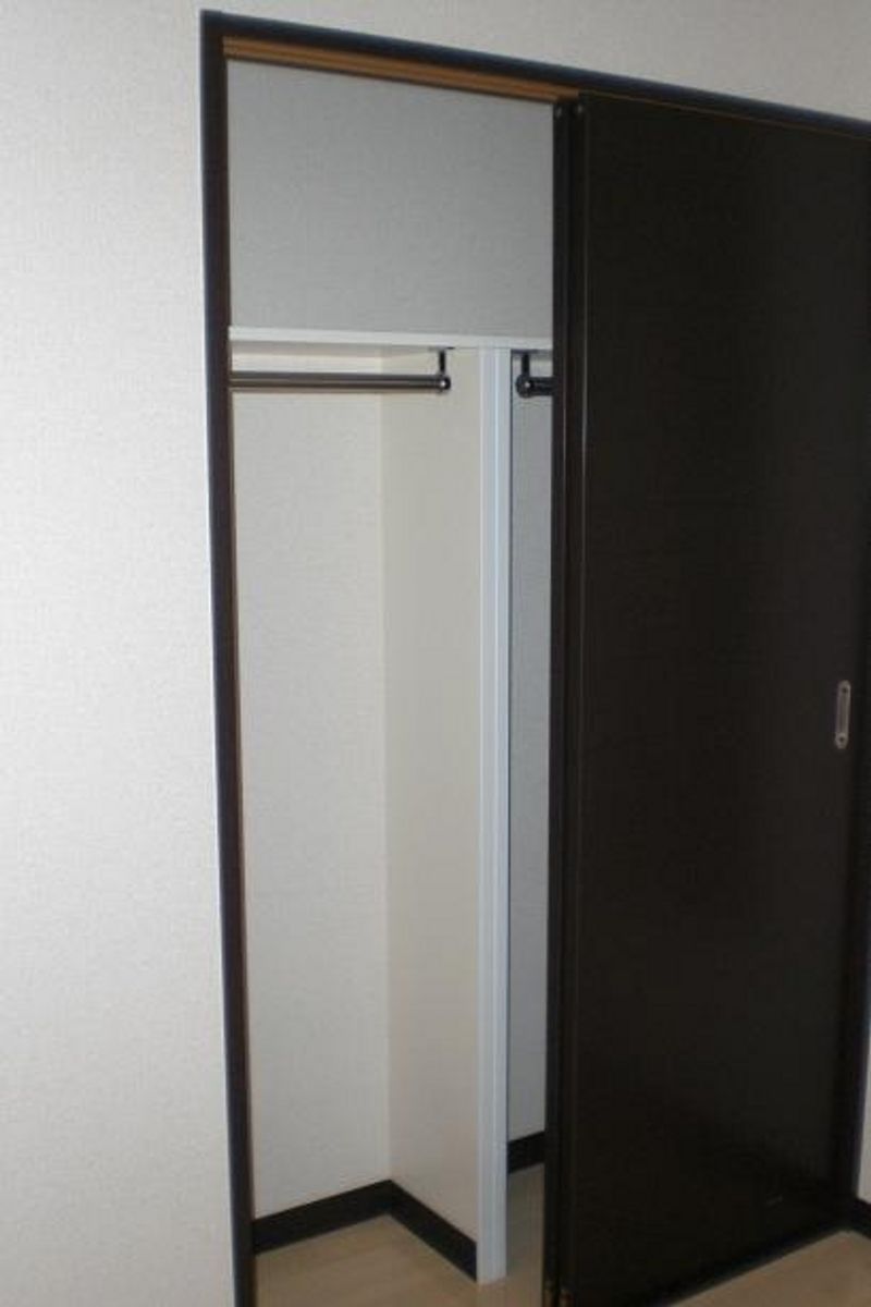 レオネクストサンクワイエットⅢ 収納
