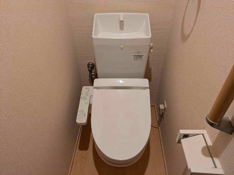 クレイノ葵芳　１号館 トイレ