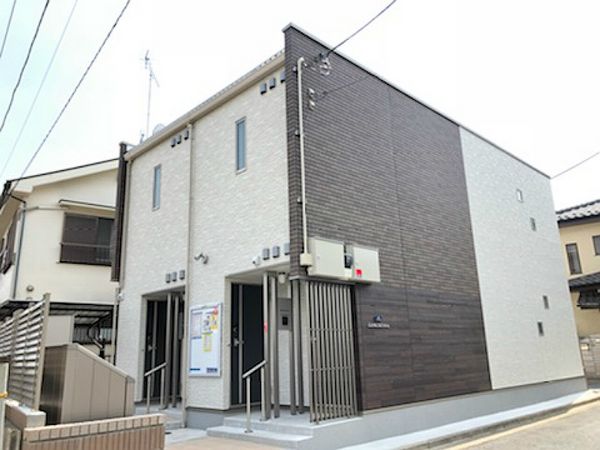 CLEINO Belle Fiore exterior