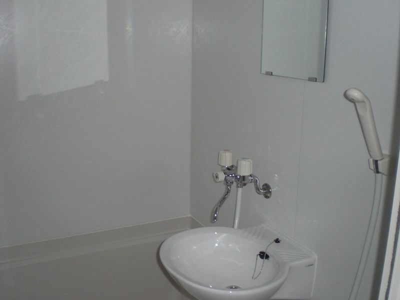 LEONEXT Fine Box Khu rửa mặt