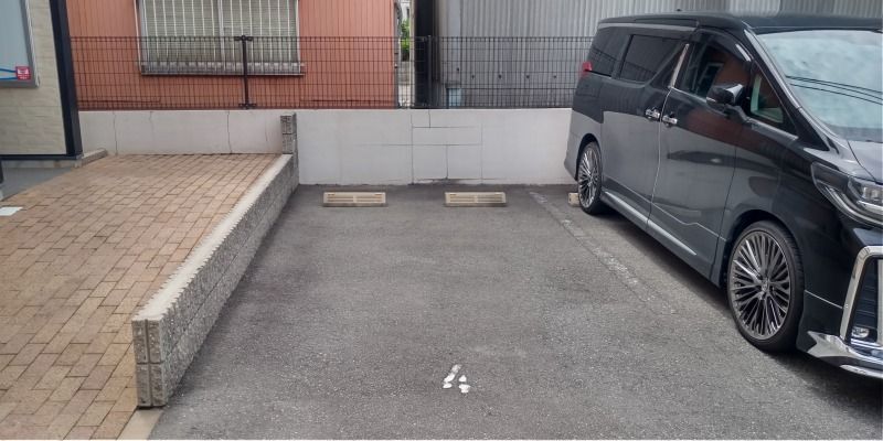 レオパレスグリーンフォレストＢ 駐車場