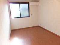 レオパレスレグルス 寝室