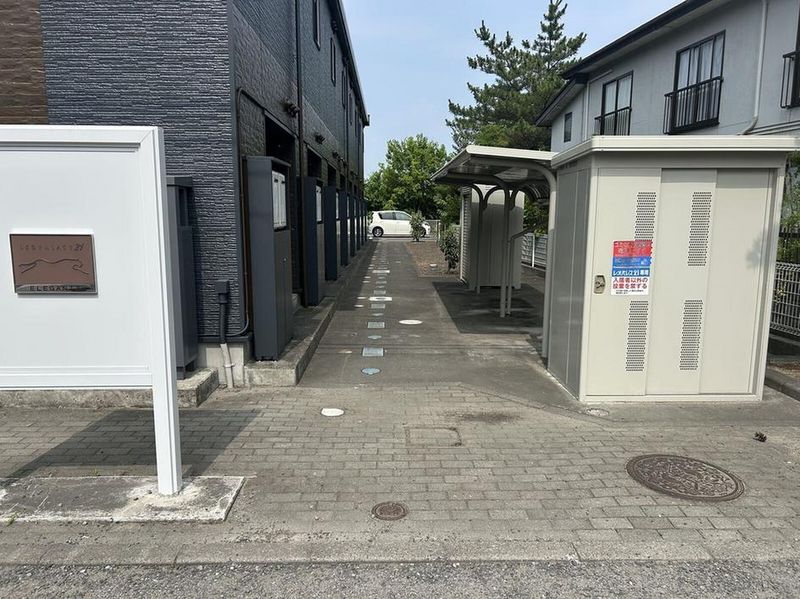 leopalace ELEGANT II 입구