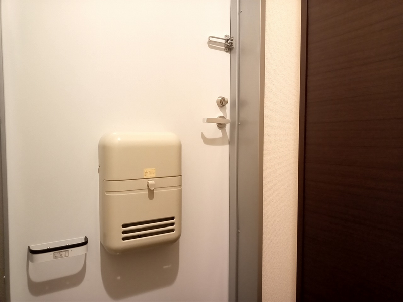 レオネクストアブリール天満 玄関