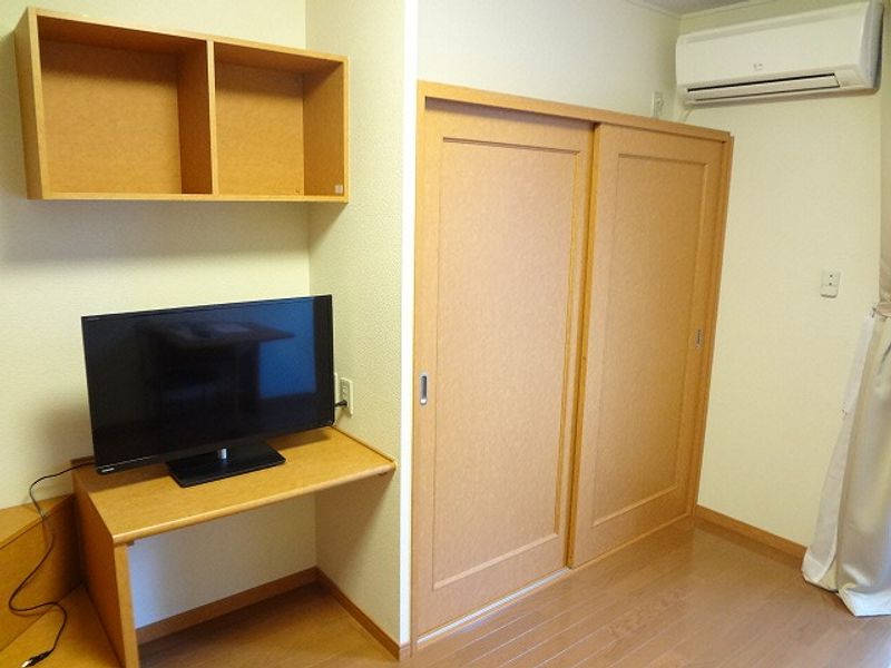 レオパレスにしまとば 収納