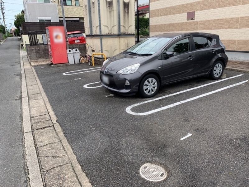 レオパレス大将ヶ根 駐車場