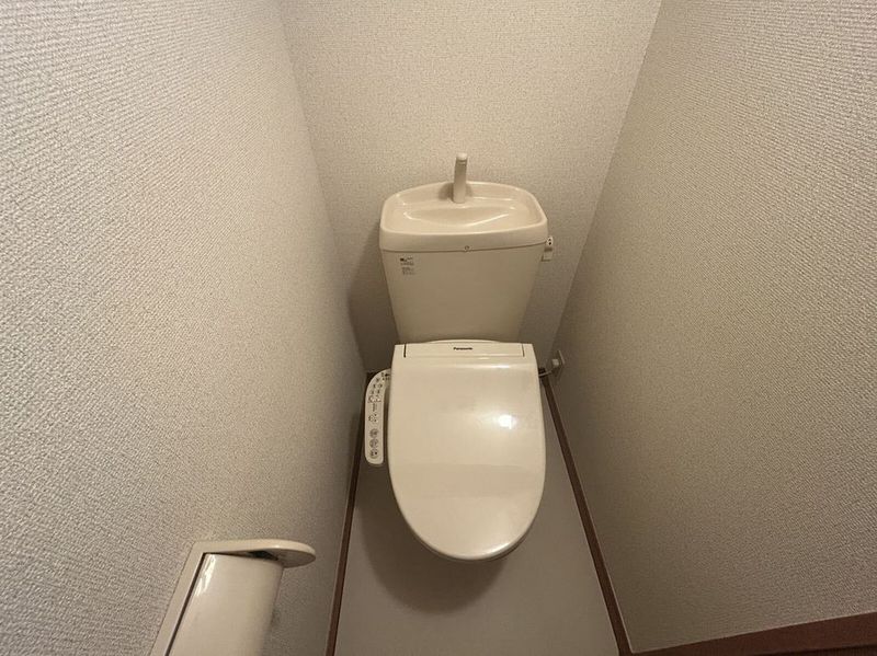 レオパレス東中田 トイレ