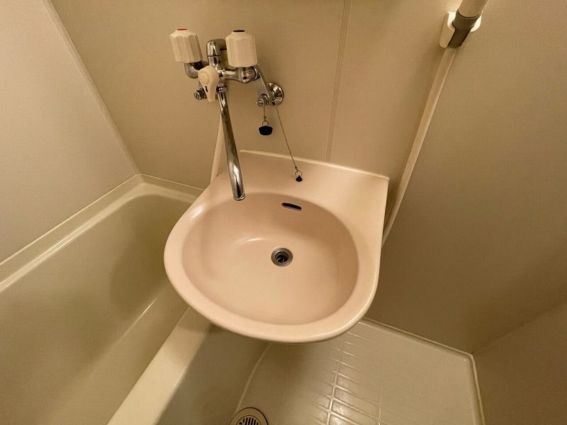 レオパレスチワワ 洗面台