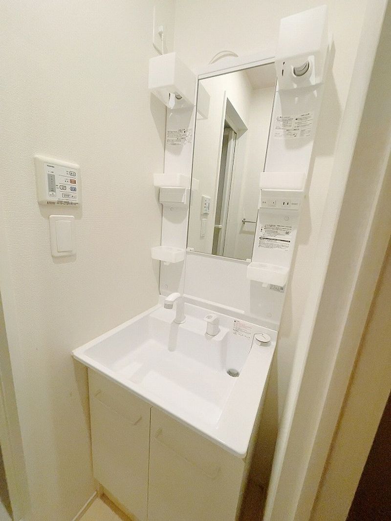 CLEINO Grandir Khu rửa mặt