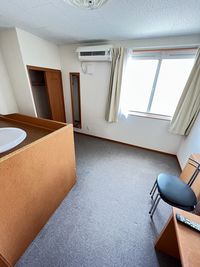 レオパレスＭ 居間