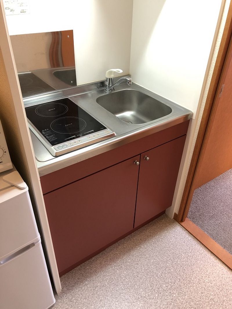 レオパレスフォレストリバー キッチン
