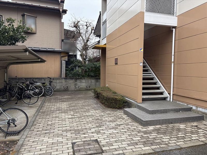 レオパレスＮＴ エントランス