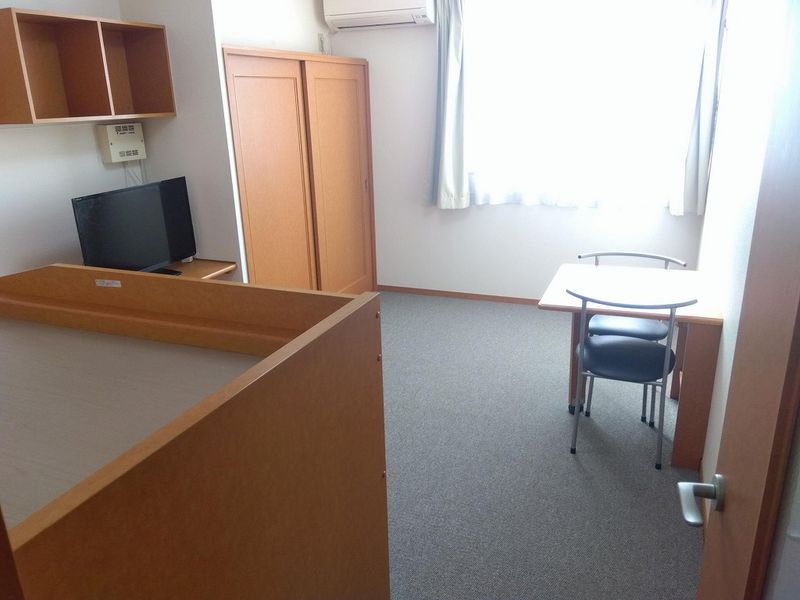 レオパレスフリューゲル 居間