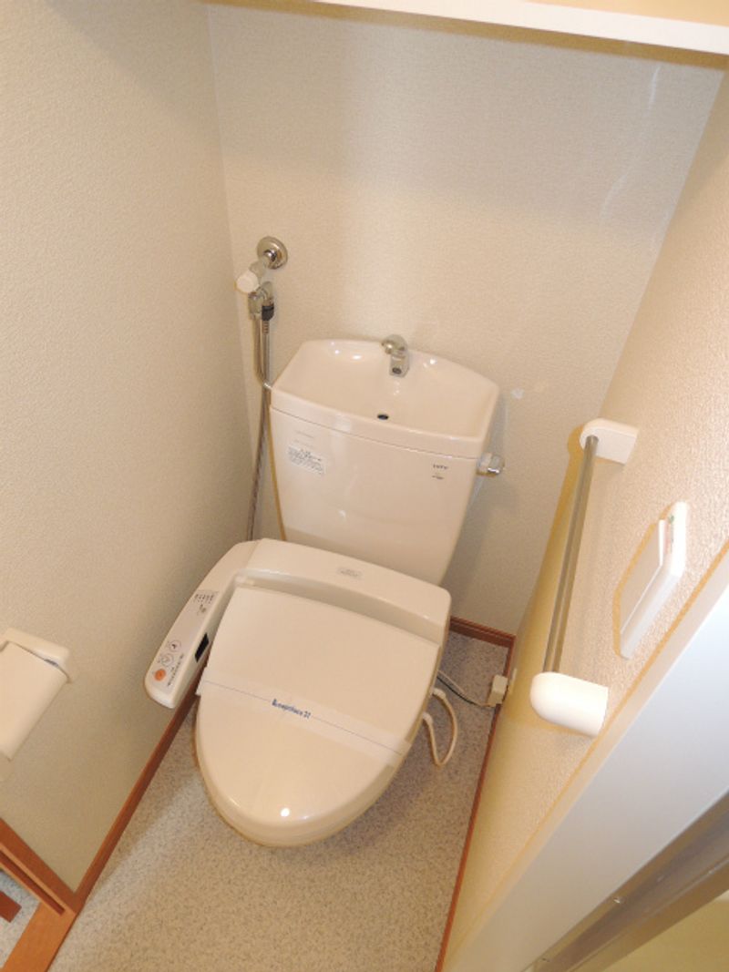 レオパレス札幌Ａ棟 トイレ