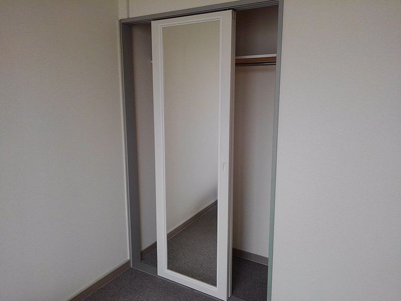 レオパレス栗林 収納