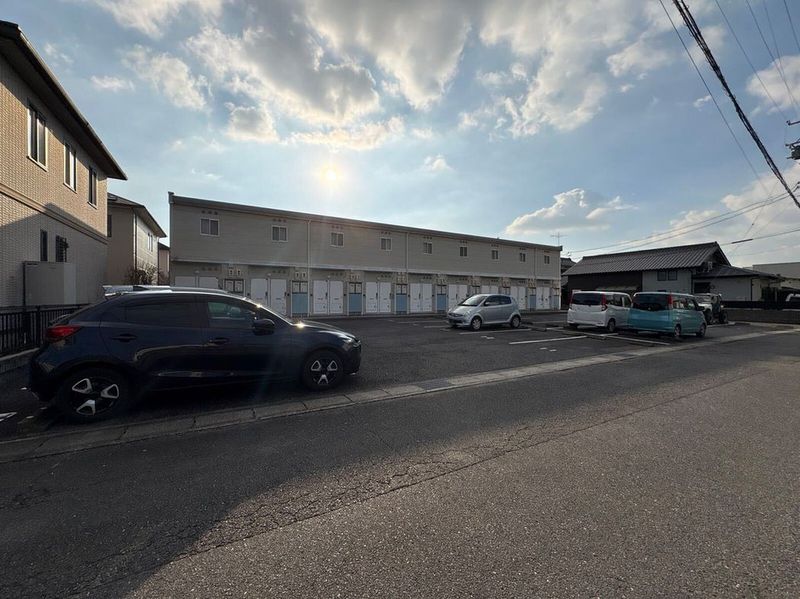 レオパレス幸田Ａ 駐車場