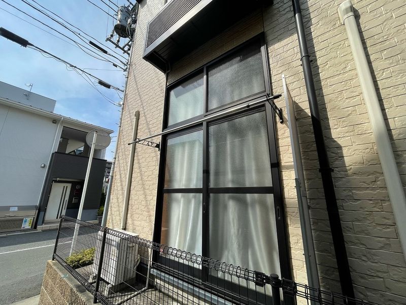 レオパレスシャトレーかおりⅢ バルコニー