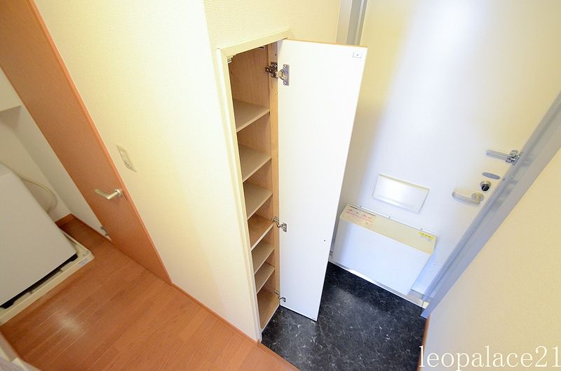 leopalace Charmant Isahaya Storage