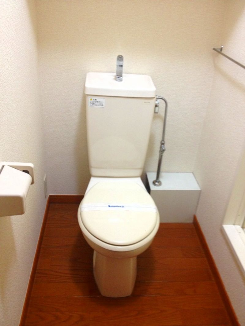 レオパレスアップハウス トイレ