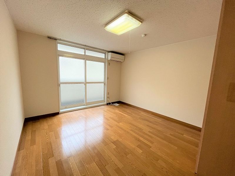 レオパレスエンディヴァー 居間