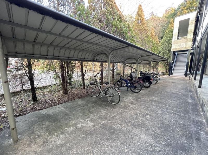 レオパレスＣｌａｒａｂｅｌ 共用部分