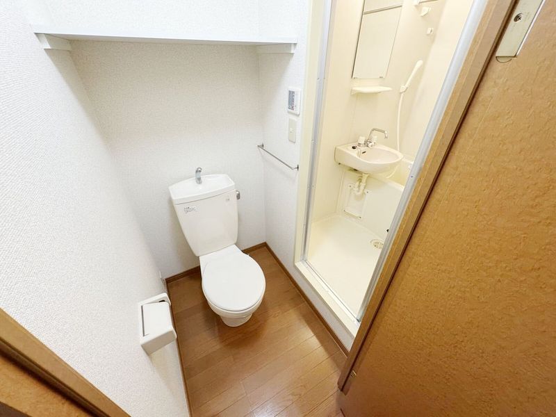 レオパレス城東 トイレ