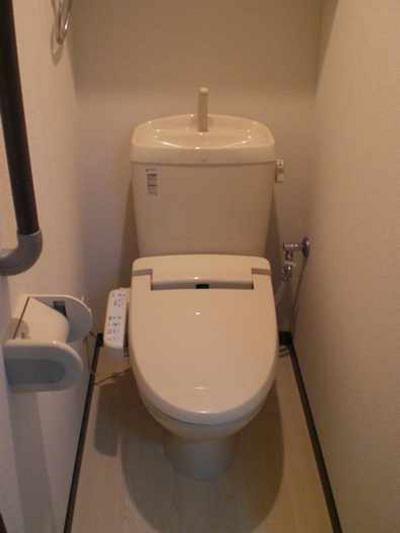 レオパレスサンフラワー トイレ