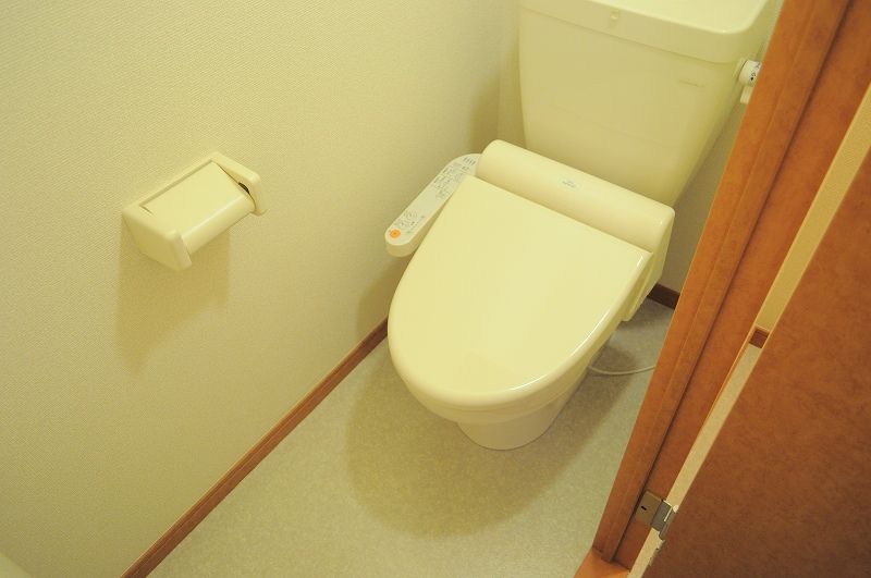 レオパレスにしまち トイレ