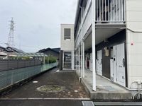 レオパレスブロード・ミヤワキ エントランス