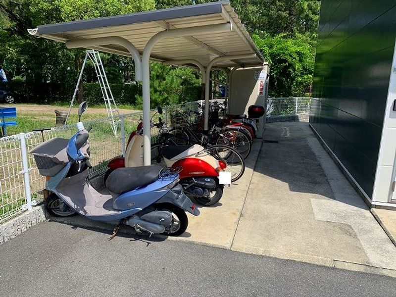 レオパレスなぎさ公園前２ 共用部分