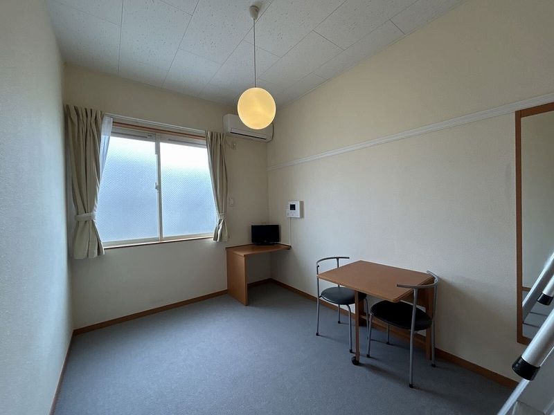 レオパレスｍｉｎｏ 居間