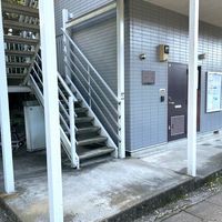 レオパレスサンライズ エントランス