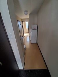 レオネクスト池場 玄関