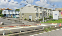 レオパレスブルーグラス エントランス