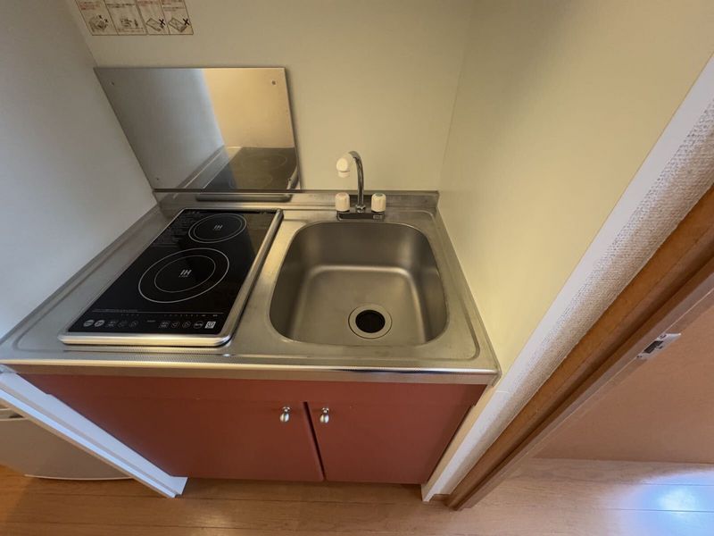 レオパレスラ　レザン キッチン