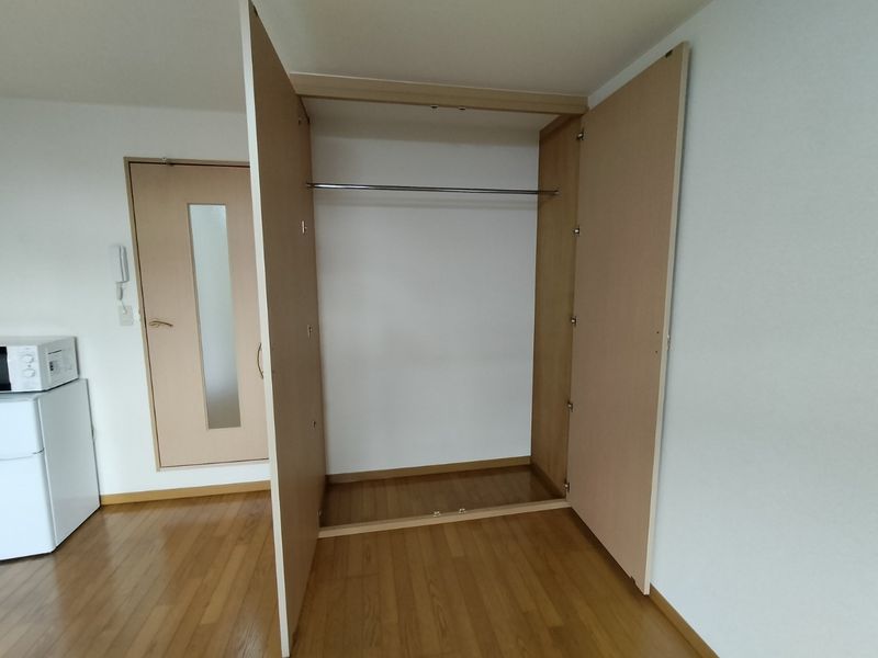 レオパレス八代 収納